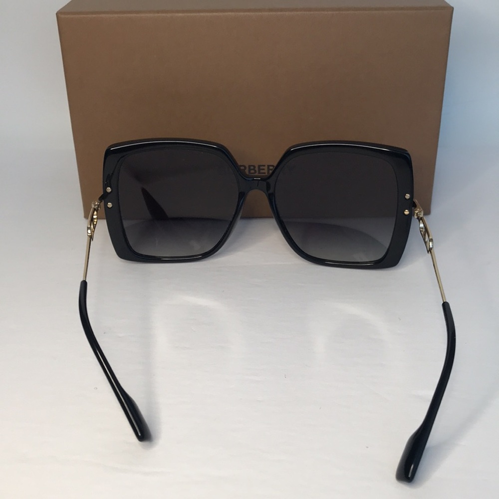 Authentic- 💯- New Burberry BE4332 Luna Sunglasses for Women - Picture 7 of 17